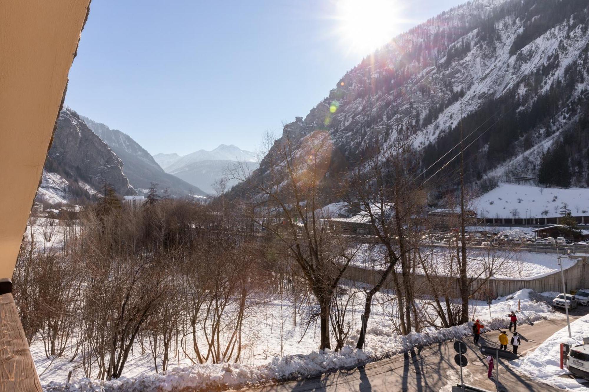 Shatush Hotel Courmayeur Exterior foto