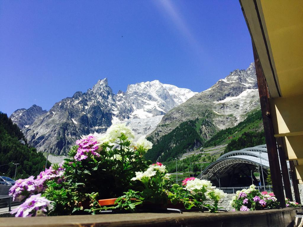 Shatush Hotel Courmayeur Exterior foto